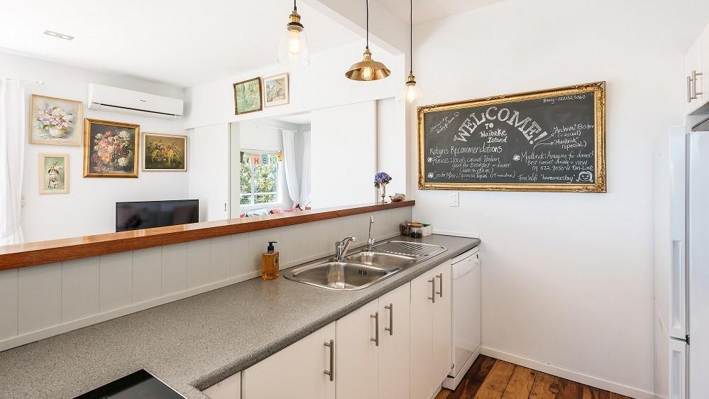 The Vintage Cottage Oneroa Экстерьер фото